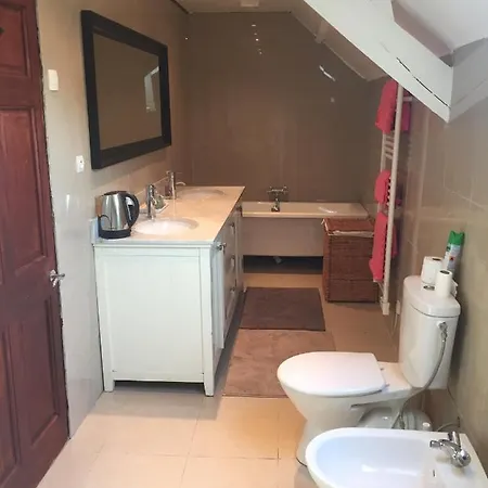 فندق مبيت وإفطار Chez Thomas 7 Route Du Monde Ancien 4*
