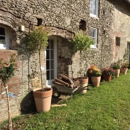 Chez Thomas 7 Route Du Monde Ancien فندق مبيت وإفطار Saint-Georges-D'Aunay