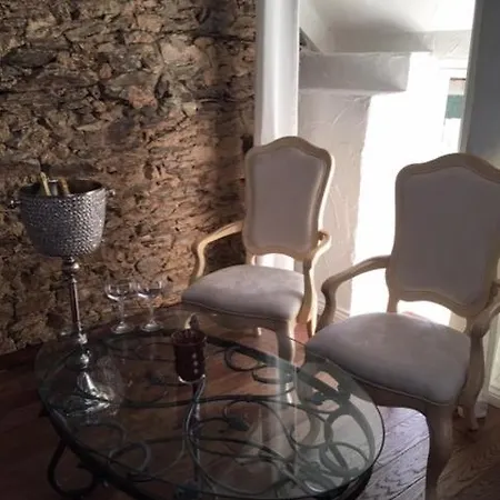 فندق مبيت وإفطار Chez Thomas 7 Route Du Monde Ancien 4*