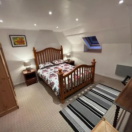 Chez Thomas 7 Route Du Monde Ancien