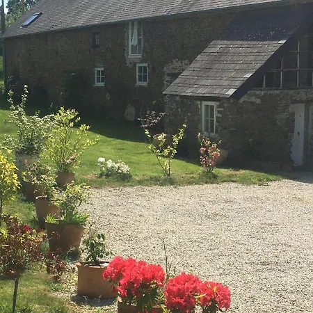 Chez Thomas 7 Route Du Monde Ancien *
