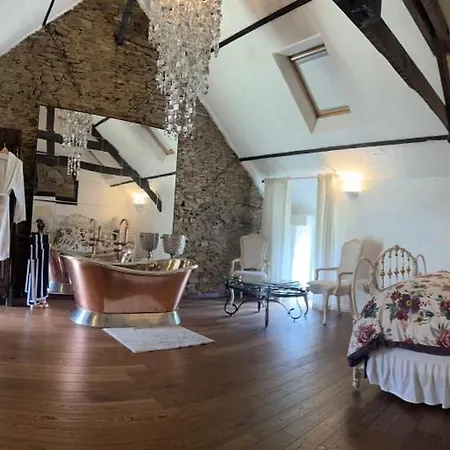 Chez Thomas 7 Route Du Monde Ancien Bed and breakfast 4*