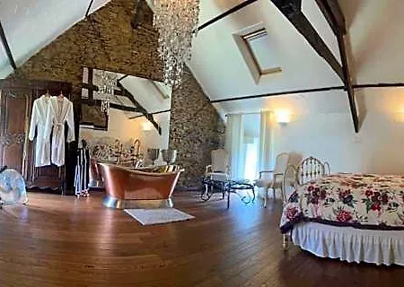 Chez Thomas 7 Route Du Monde Ancien فندق مبيت وإفطار Saint-Georges-D'Aunay