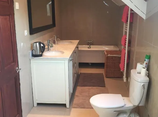 Bed & Breakfast Chez Thomas 7 Route Du Monde Ancien 4*