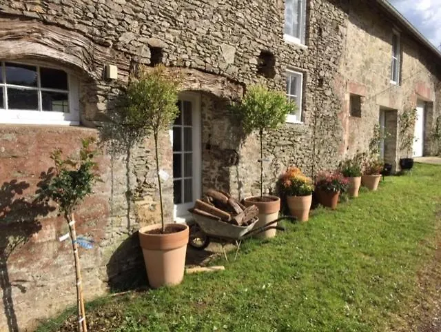 Chez Thomas 7 Route Du Monde Ancien Bed and Breakfast Saint-Georges-D'Aunay