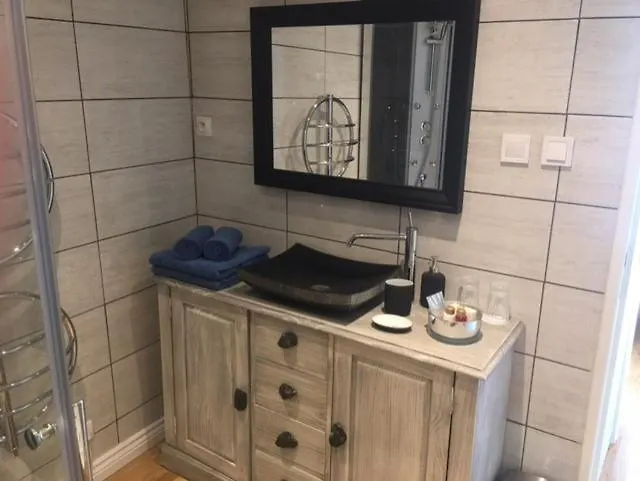 Bed & Breakfast Chez Thomas 7 Route Du Monde Ancien