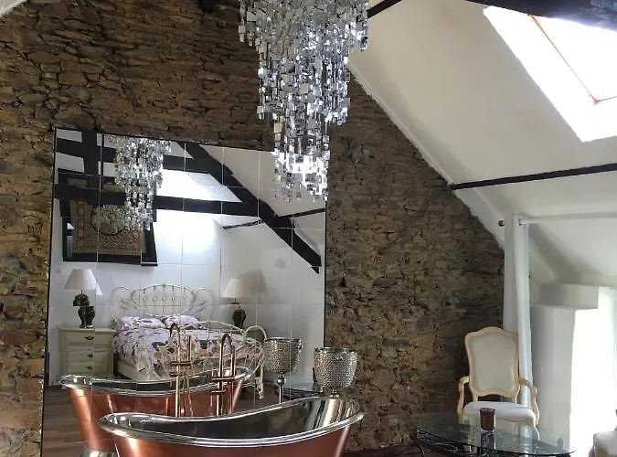 Chez Thomas 7 Route Du Monde Ancien Bed and Breakfast Saint-Georges-D'Aunay