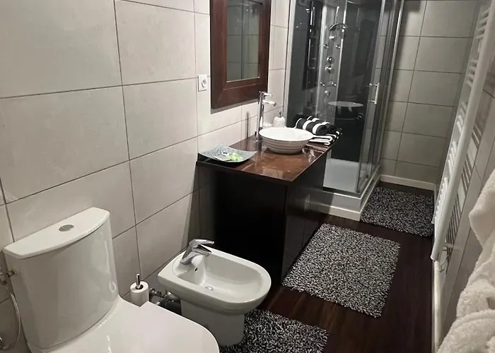 Chez Thomas 7 Route Du Monde Ancien