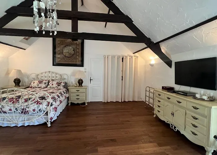 Chez Thomas 7 Route Du Monde Ancien Bed & Breakfast Saint-Georges-D'Aunay