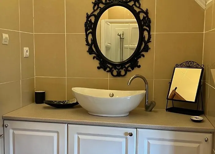 Chez Thomas 7 Route Du Monde Ancien 4*