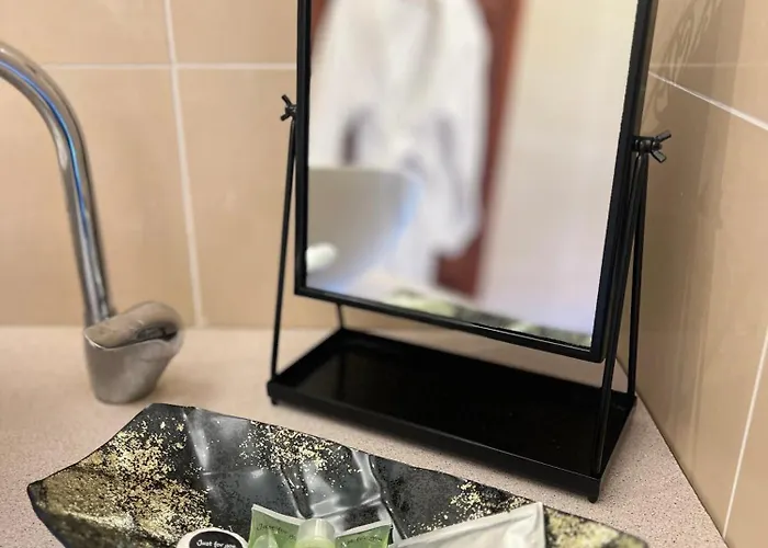 Bed and Breakfast Chez Thomas 7 Route Du Monde Ancien 4*